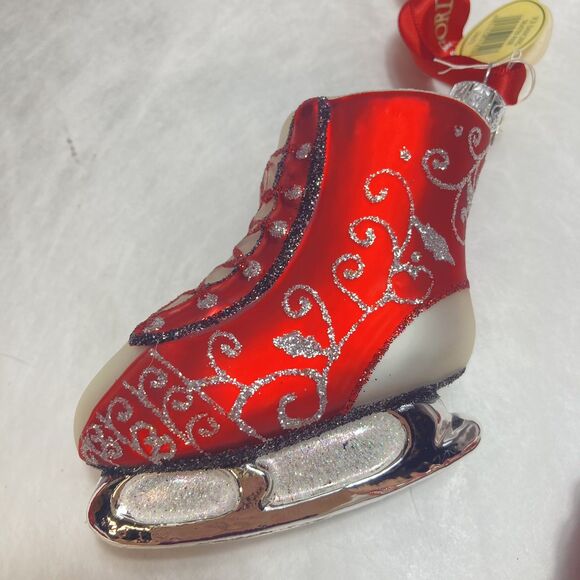 Waterford Holiday Heirloom Ice Dancing Skates Pair Glass Ornaments 144271 w Box - Picture 4 of 13